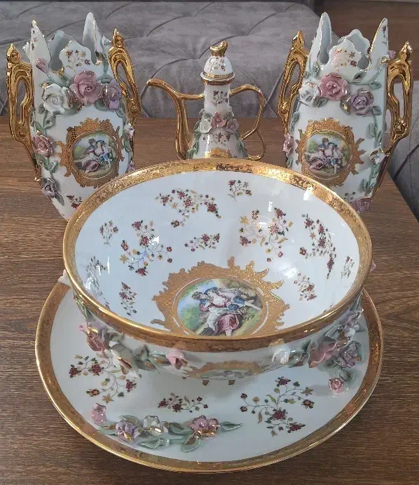 ظروف پذیرایی چک اصل چینی گل برجسته|ظروف سرو و پذیرایی|اصفهان, قائمیه|دیوار