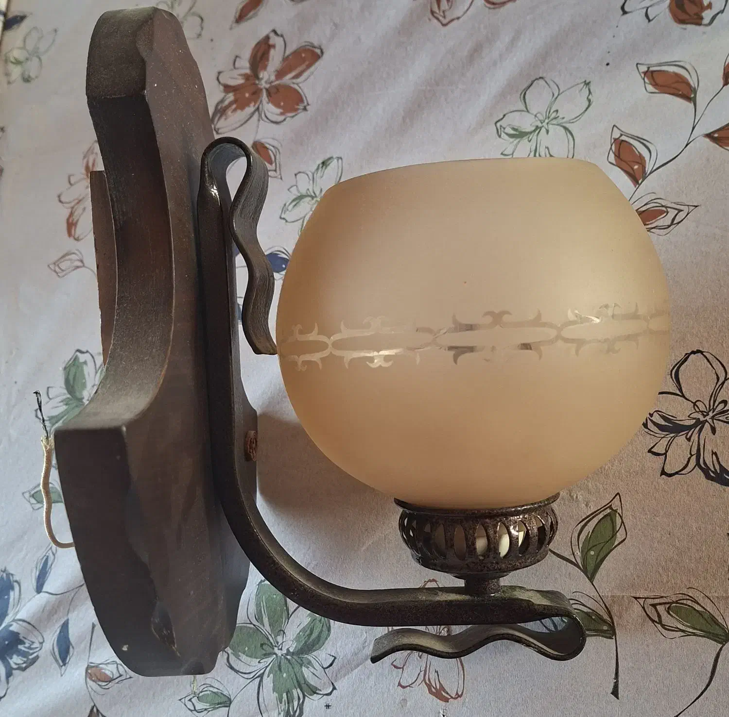 فروش ۶ عدد لوستر دیواری سالم|لامپ و چراغ|سنگر, |دیوار