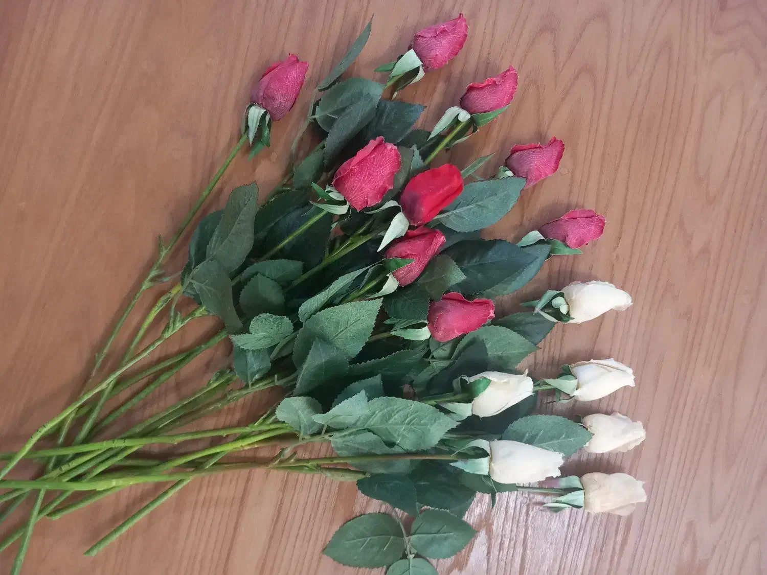 گل رز مصنوعی|گل مصنوعی|همدان, |دیوار