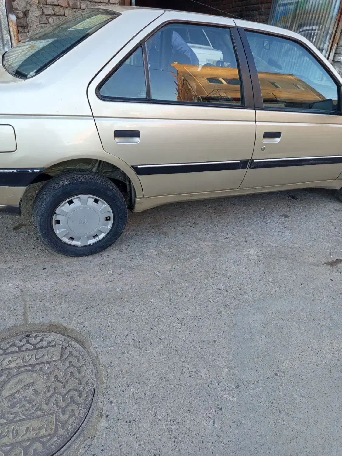 پژو405رنگ بژ|خودرو سواری و وانت|سربیشه, |دیوار