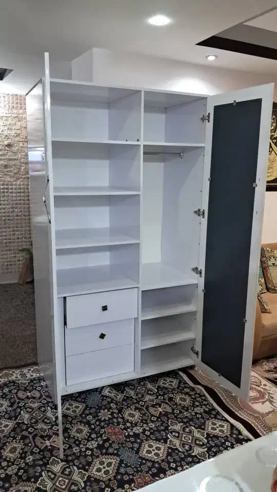 یک عدد کمد ام دی آف سیار جادار نو نصف قیمت|جاکفشی، کمد، دراور|یاسوج, |دیوار