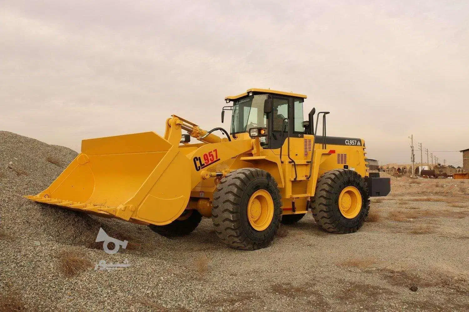 نیازمندراننده لودر|استخدام حمل و نقل|شهرکرد, |دیوار