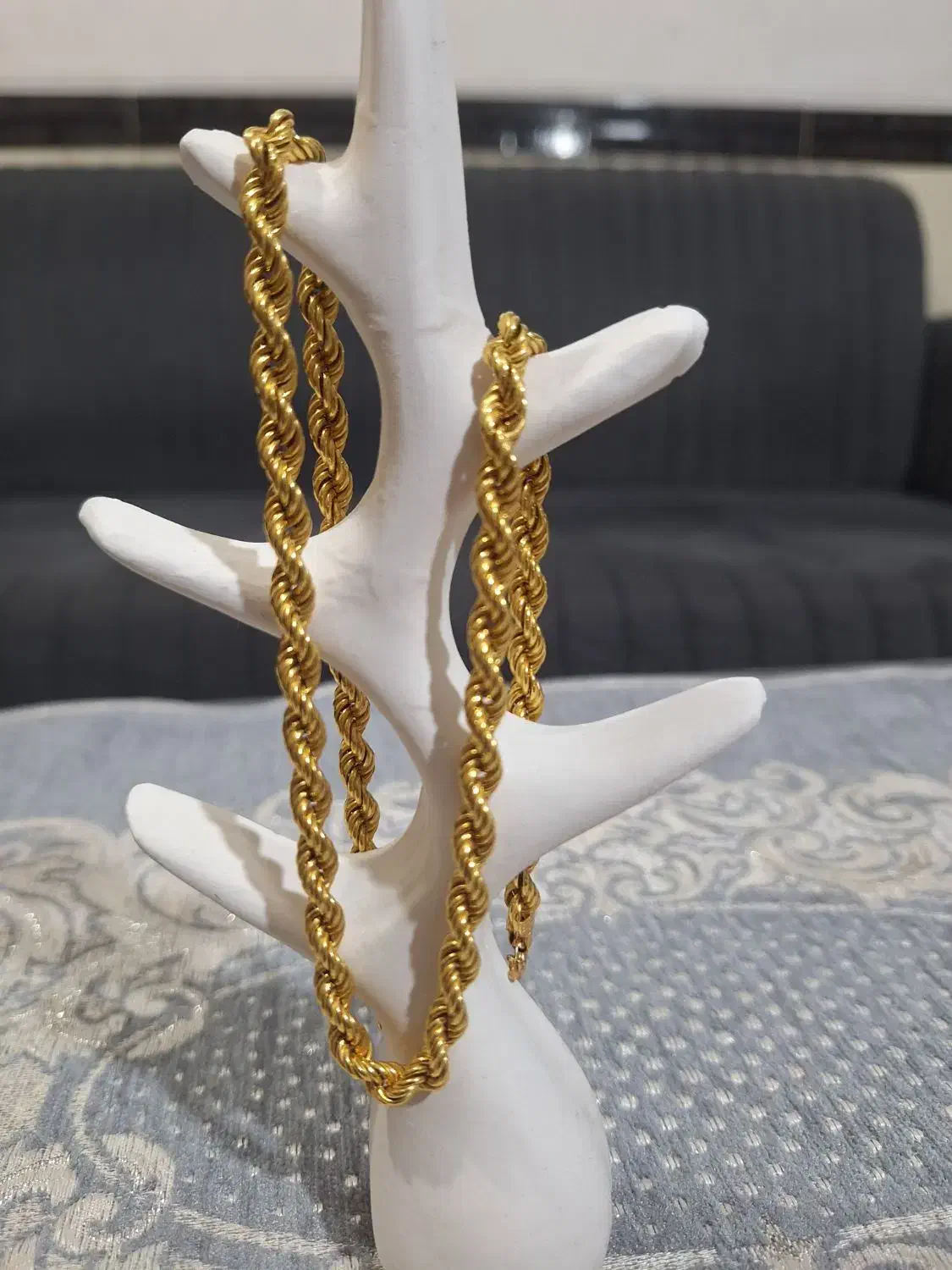 طلای درحد نو|جواهرات|شیراز, کوشک میدان|دیوار