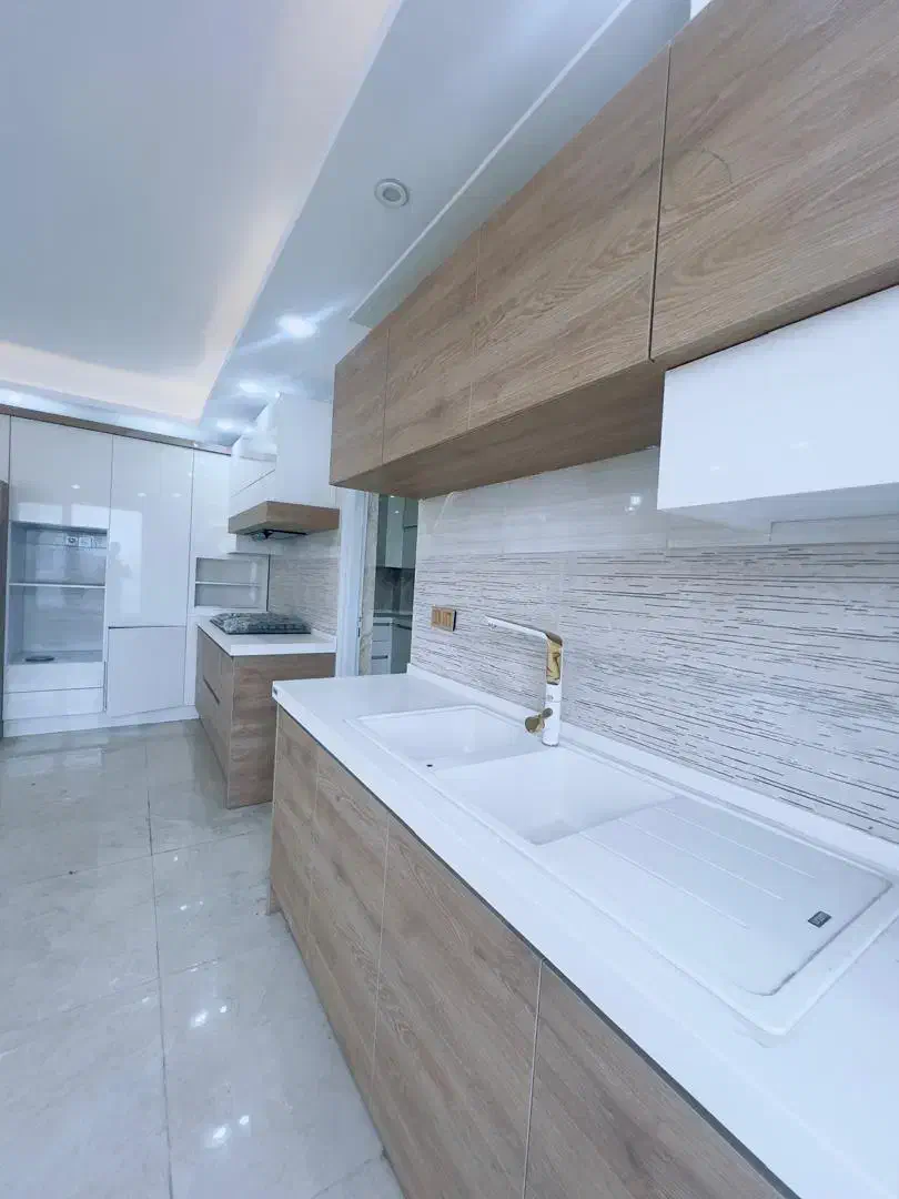 دوبلکس لاکچری ۲۹۰متری تک‌واحدی ۴خوابه|فروش آپارتمان|لاهیجان, شیشه گران|دیوار