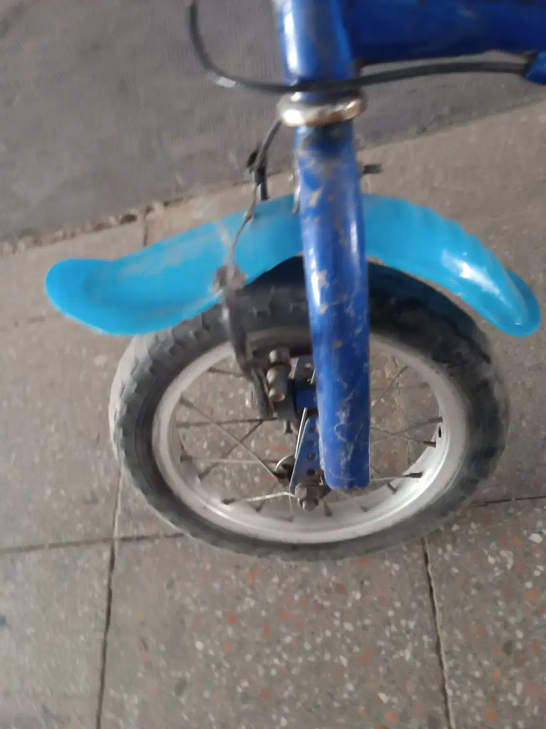 دوچرخه سایز ۱۲ نیاز به تعمیر داره|دوچرخه، اسکیت، اسکوتر|فردیس, نگارستان|دیوار