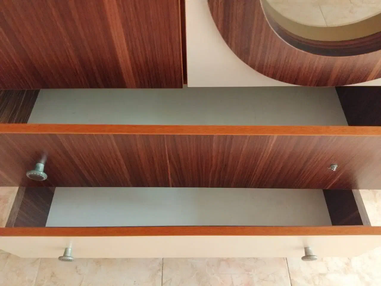 کمد کودک و نوجوان|جاکفشی، کمد، دراور|رشت, باهنر|دیوار