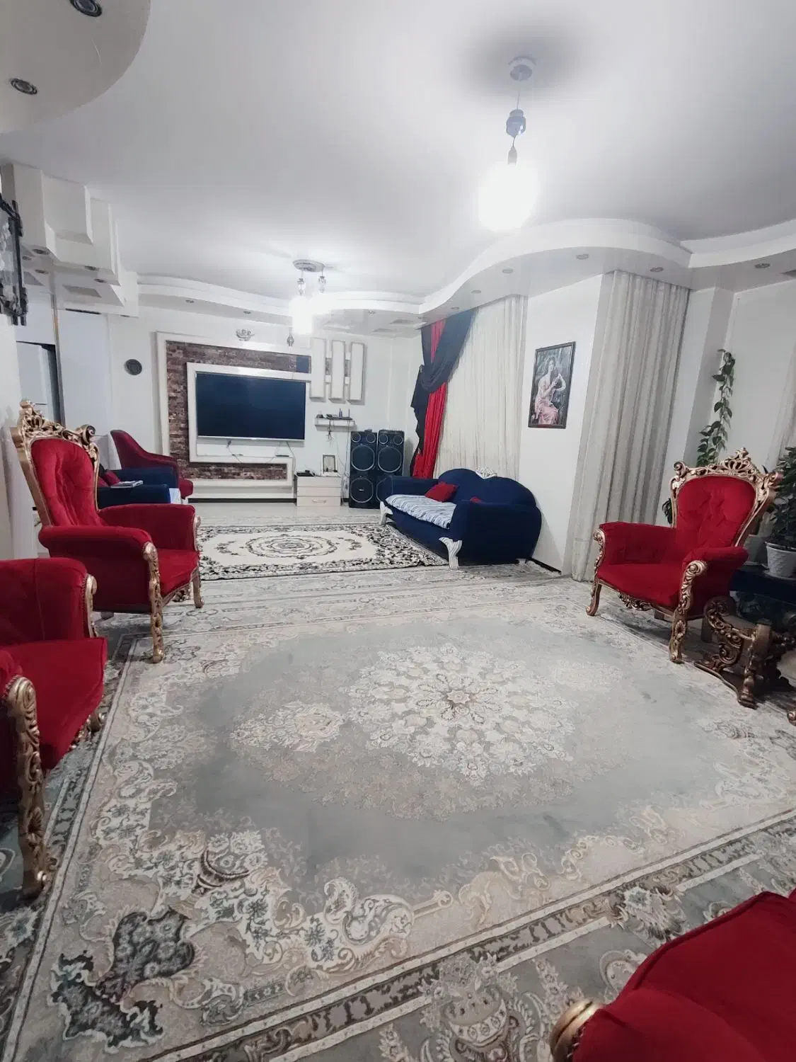 سلمان/108 متر/ 2 خواب/ تک واحدی/رو به افتاب|فروش آپارتمان|شاهین‌شهر, شهرک گلدیس|دیوار