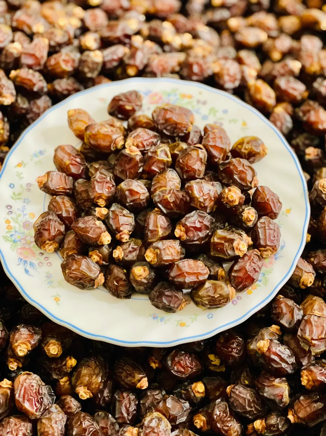 خرما آدامسی ( کِشتی)|خوردنی و آشامیدنی|شیراز, ارم|دیوار