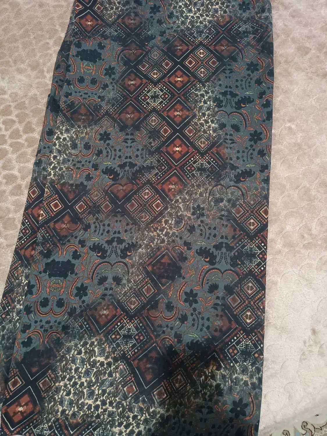 پارچه چادری نو|لباس|زنجان, |دیوار