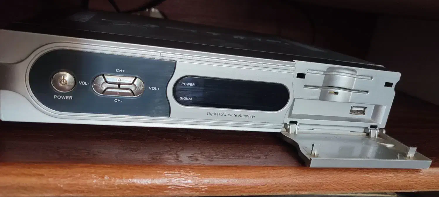 فروش گیرنده دیجیتال|صوتی و تصویری|لار, |دیوار