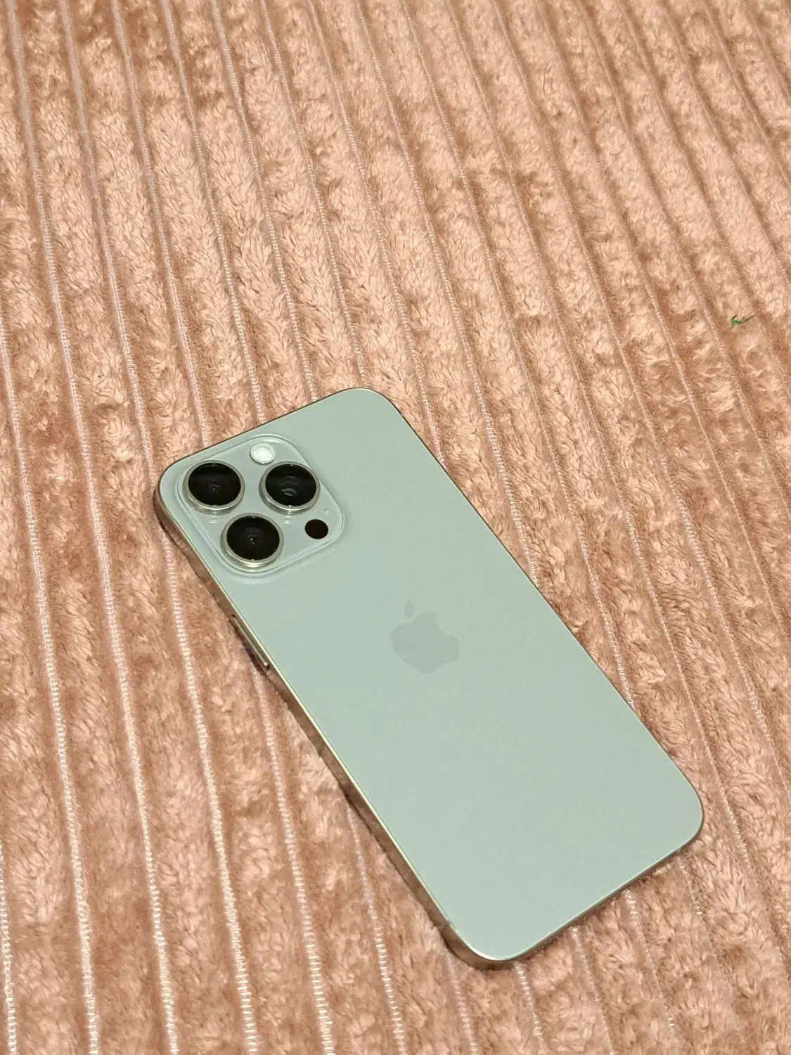 اپل iPhone 15 Pro Max با حافظهٔ ۲۵۶ گیگابایت|موبایل|ارومیه, |دیوار