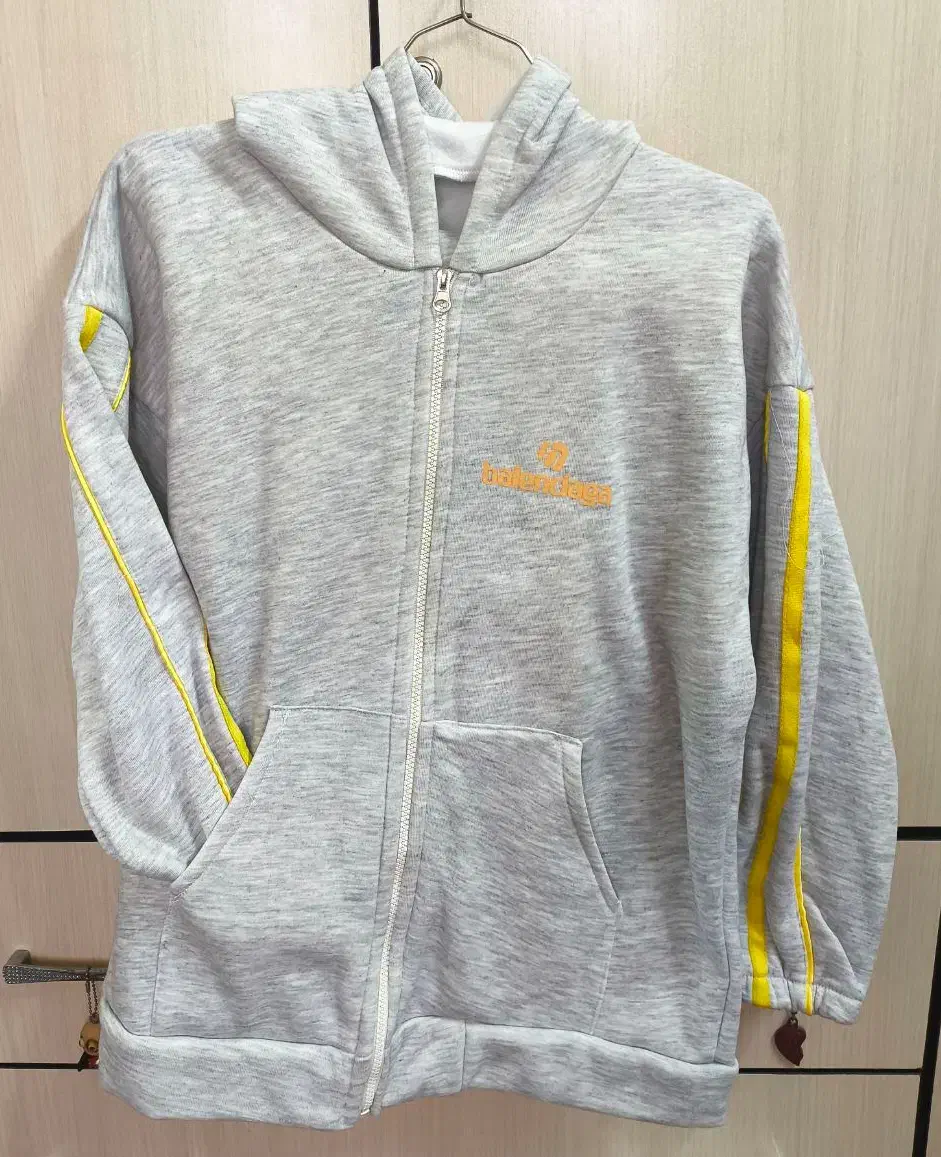 سویشرت شلوار توکُرکی نو|لباس|قم, تولید دارو و یخچال|دیوار