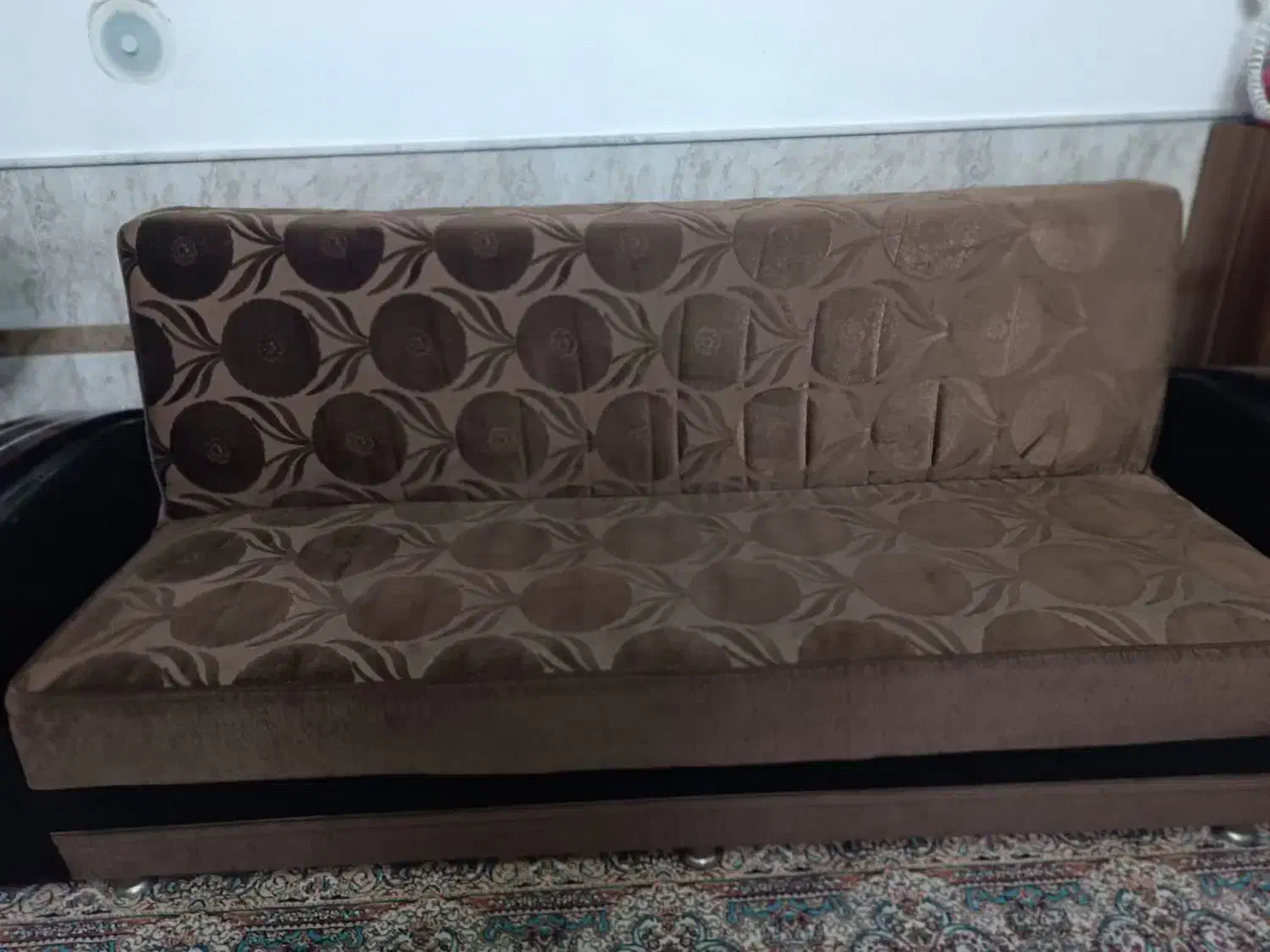مبل تختخواب شو|تشک تختخواب|کاشان, ۲۲ بهمن|دیوار