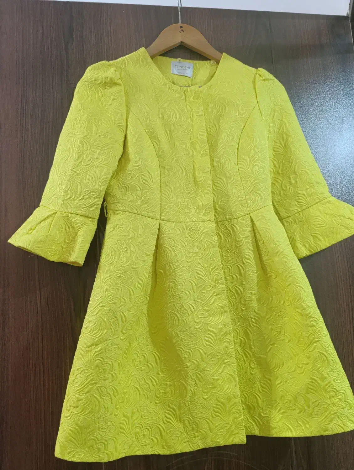 تعدادی مانتوی پاییزه آستر دار گرم و کاپشن|لباس|جاجرم, |دیوار