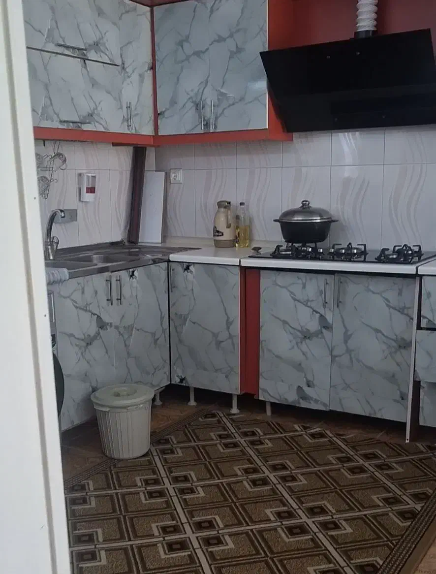 رهن خانه ویلایی طبقه دوم ب8|اجارهٔ خانه و ویلا|فولادشهر, B8|دیوار