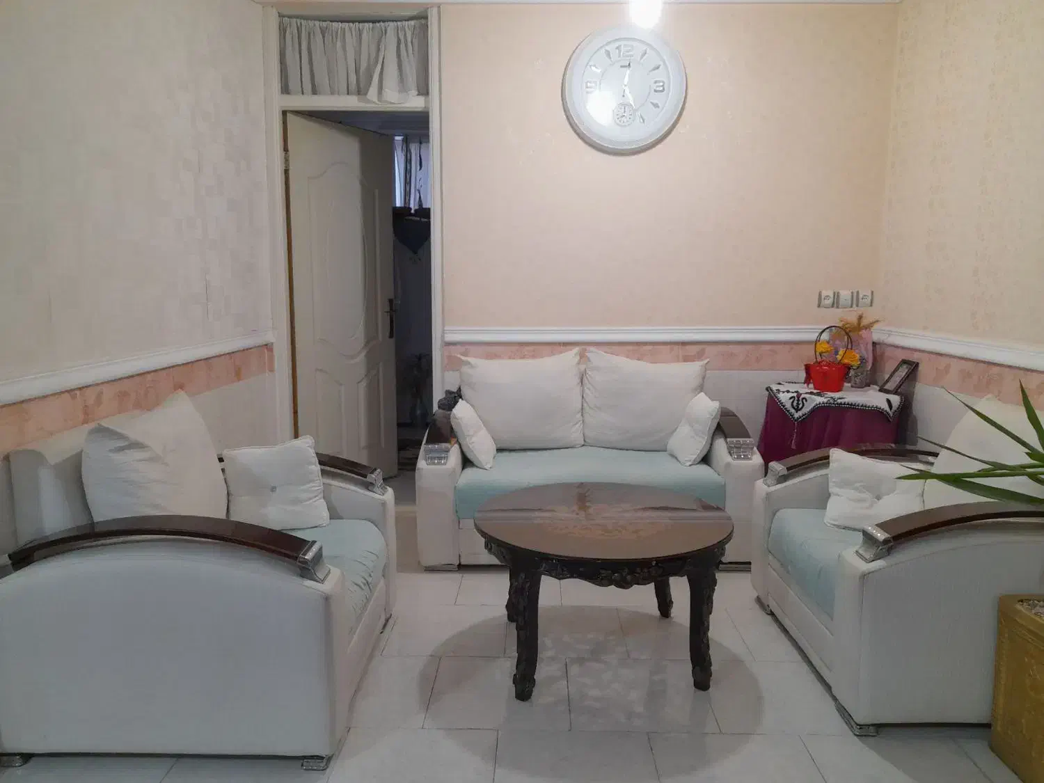 مبل نیم ست|مبلمان خانگی و میز عسلی|گرگان, |دیوار