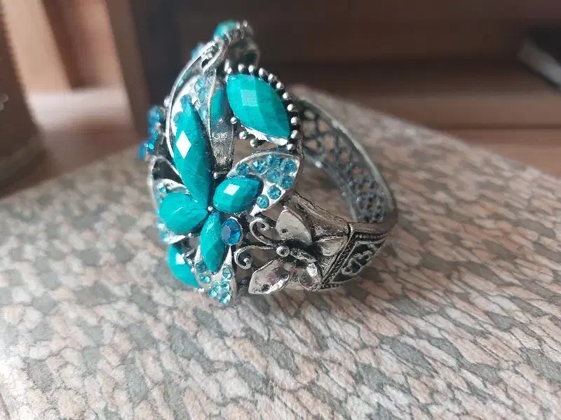 بازو بند فیروزه ای رنگ ثابت|جواهرات|اصفهان, مولوی|دیوار