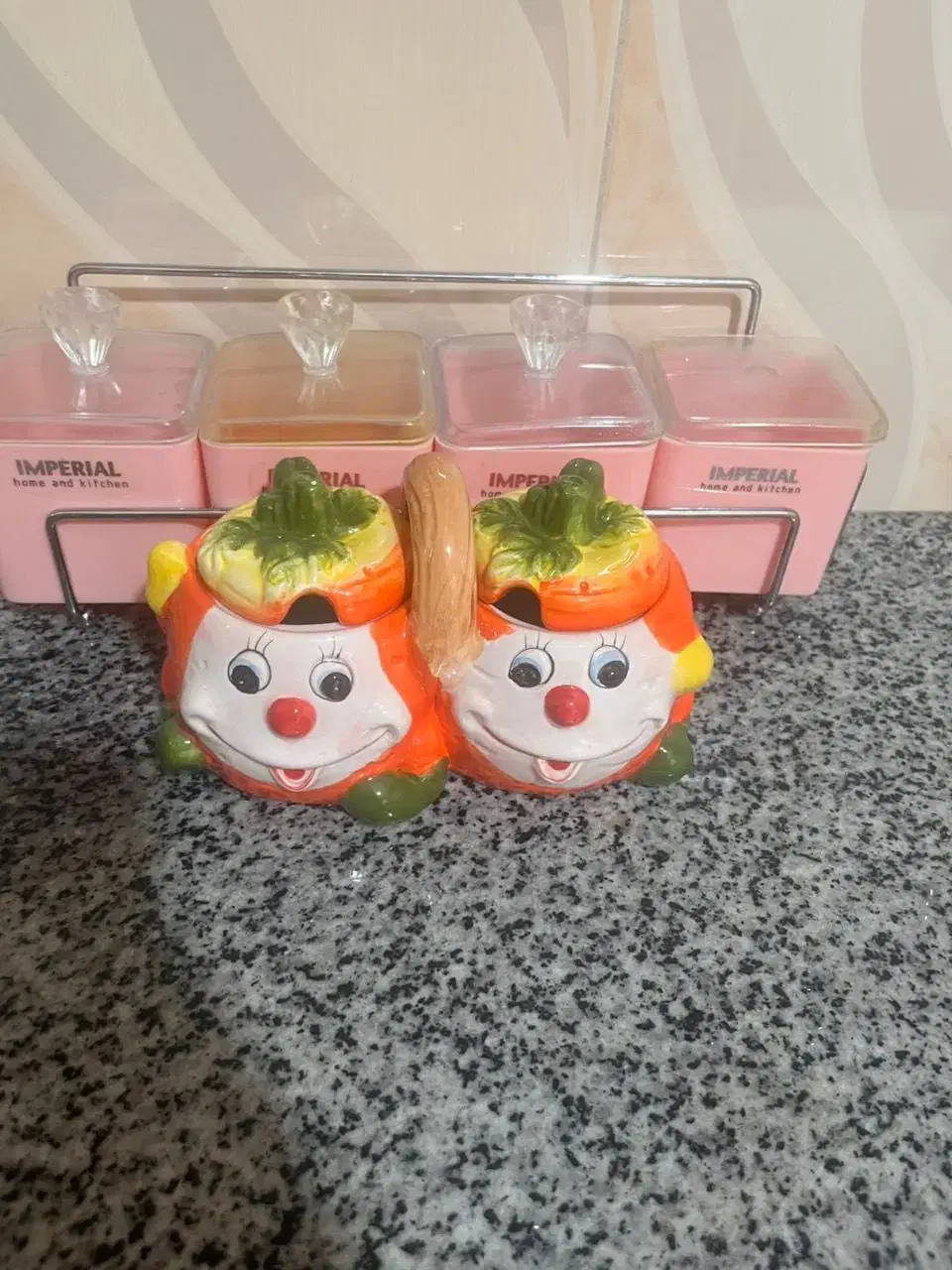 جا ادویه ای|ظروف نگهدارنده، پلاستیکی، یک‌بارمصرف|اصفهان, اشکاوند|دیوار