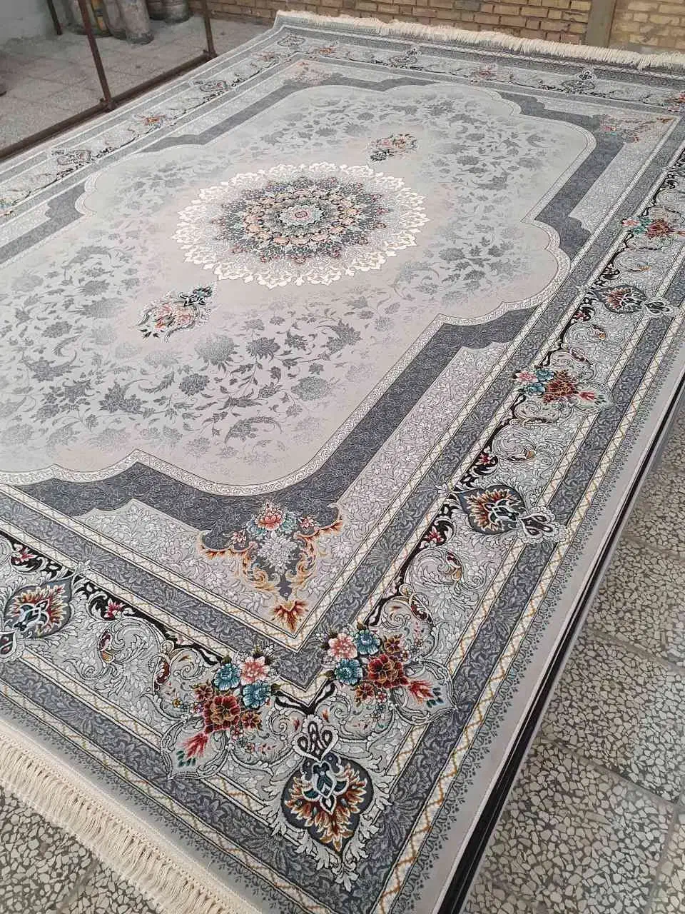 فرش700شانه تعویض با فرش کهنه|فرش|ورامین, ریحان آباد|دیوار