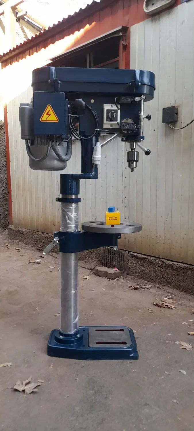 دستگاه دریل براده مته زنی ایستاده قلاویز ستونی|ماشین‌آلات صنعتی|تهران, دولتخواه شمالی|دیوار