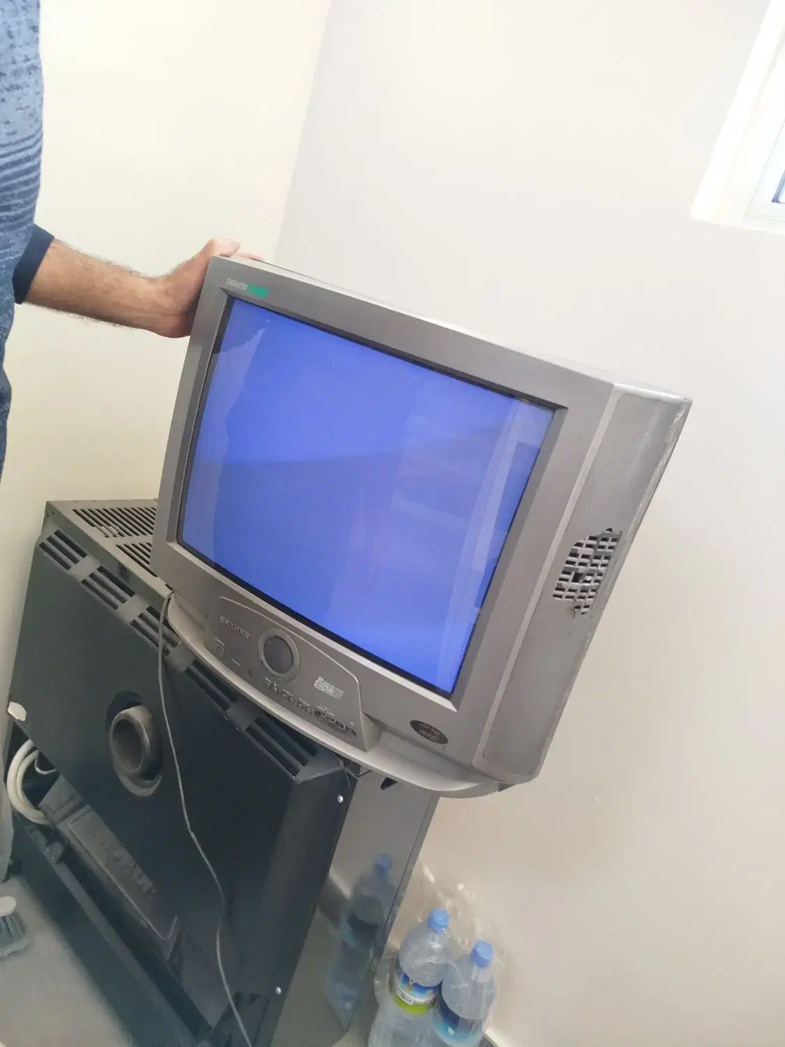 تلویزیون قدیمی شهاب|تلویزیون و پروژکتور|اهر, |دیوار