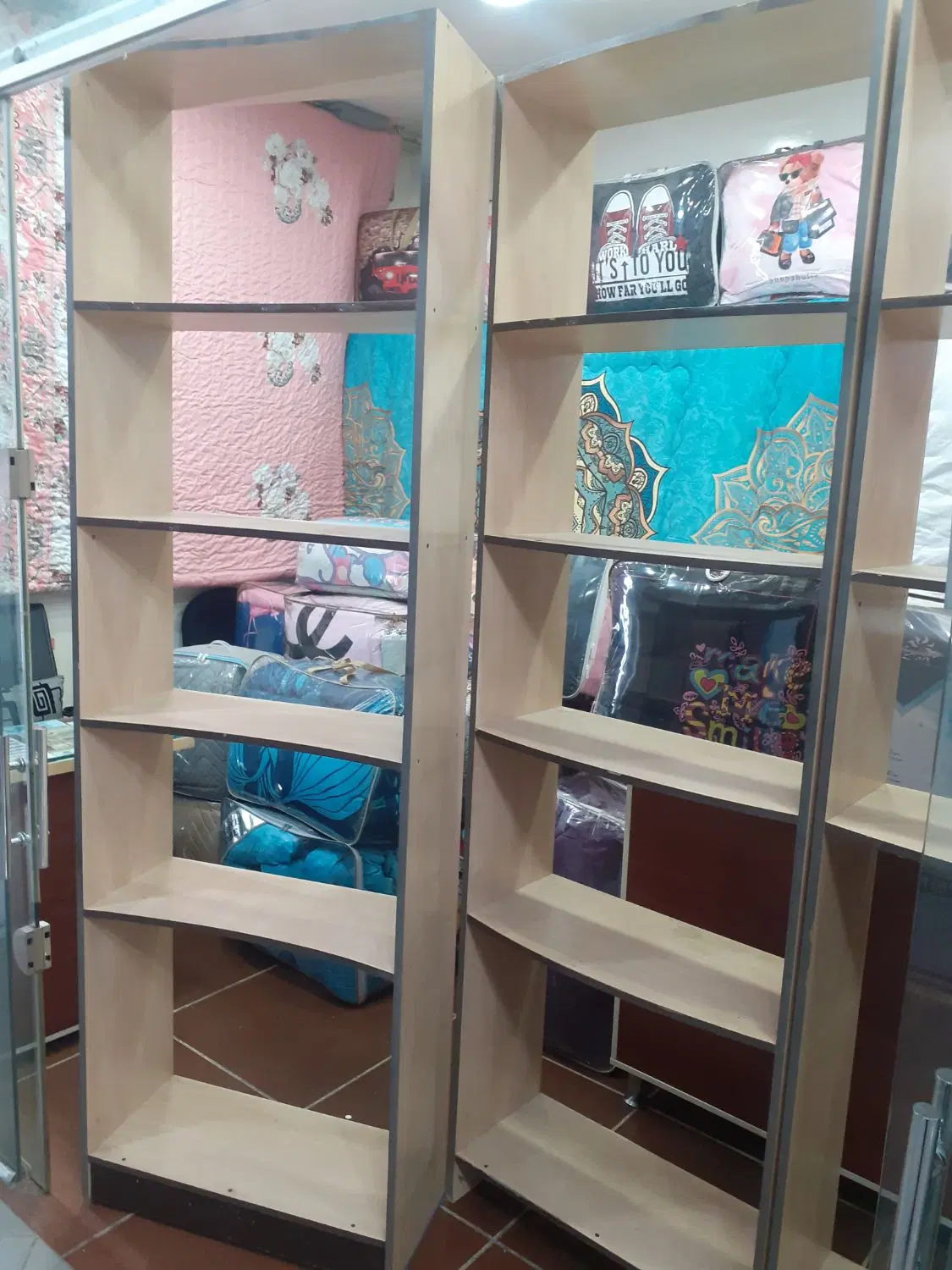 طبقه بندی|کتابخانه، شلف، قفسه‌های دیواری|شیراز, لب آب|دیوار