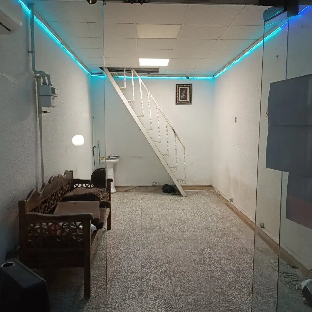 اجاره مغازه بالکن دار تمیز و شیک|اجارهٔ مغازه و غرفه|فومن, |دیوار