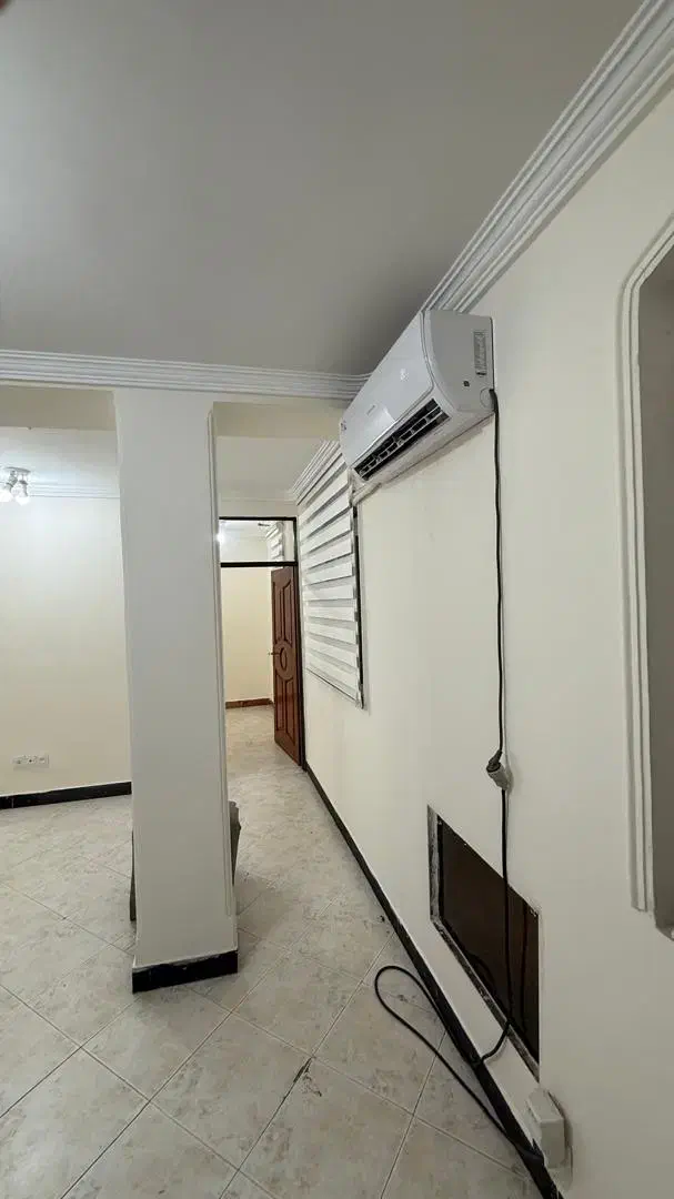 اجاره واحد اداری چهار راه مرادی پلاک یک|اجارهٔ دفتر کار، اتاق اداری، مطب|بندرعباس, |دیوار