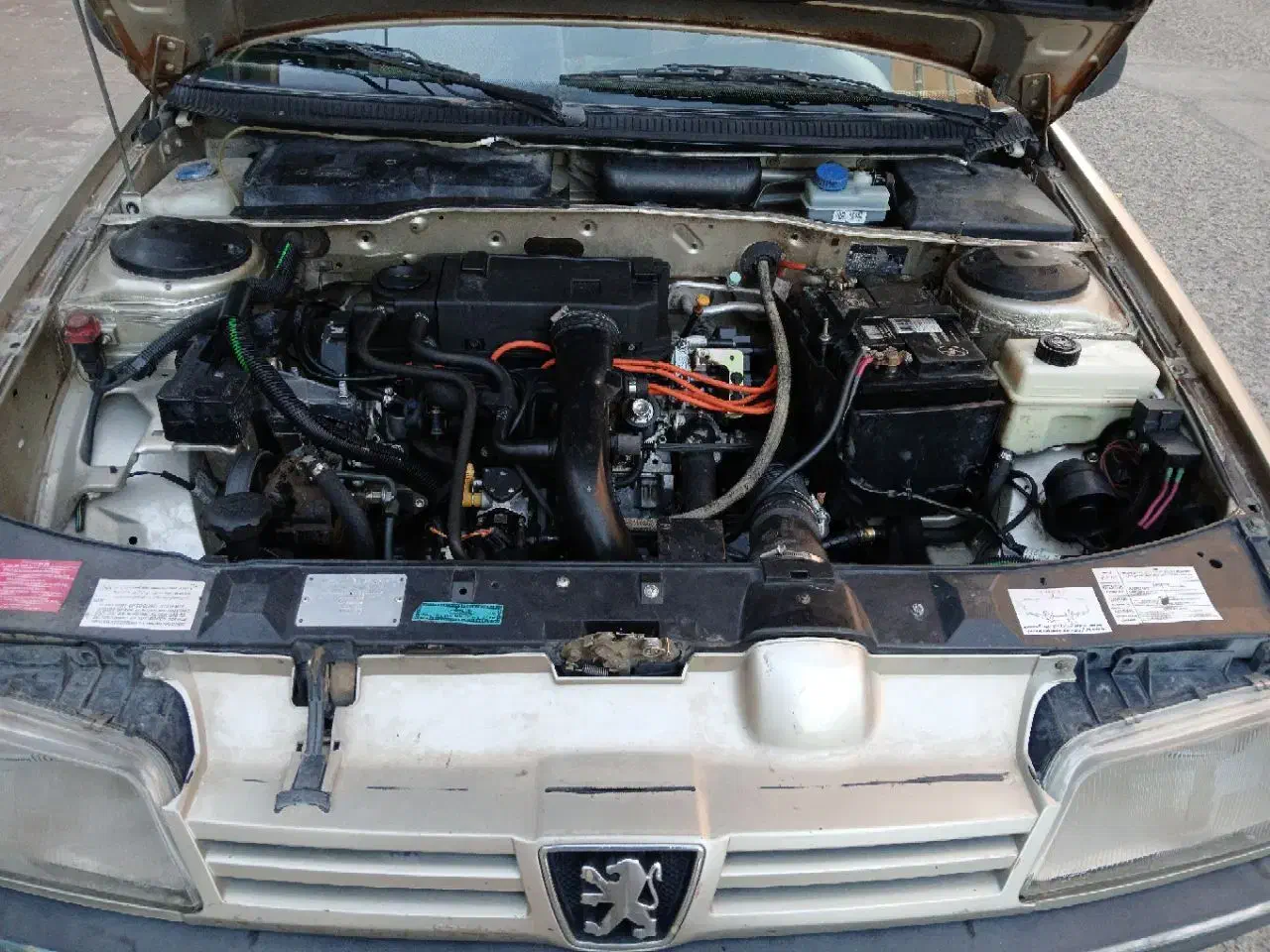 ۴۰۵ مدل ۸۴|خودرو سواری و وانت|سبزوار, امیر کبیر|دیوار