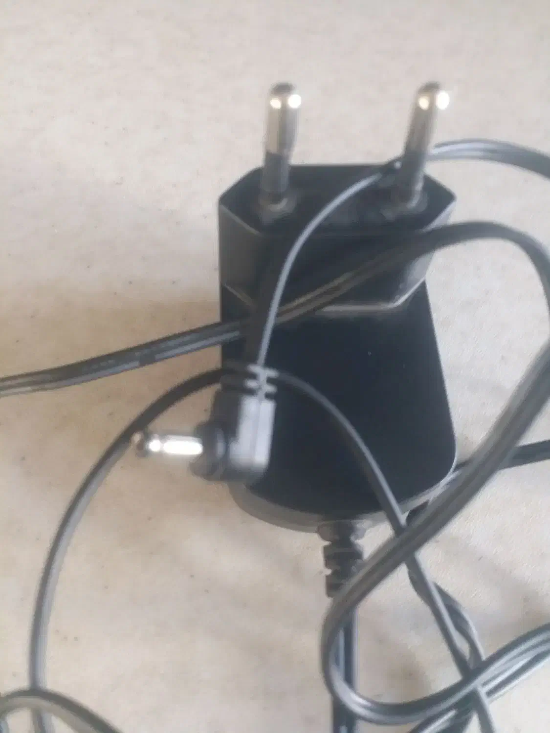 چند عدد شارژر ازاین نوع|لوازم جانبی موبایل و تبلت|مریوان, |دیوار