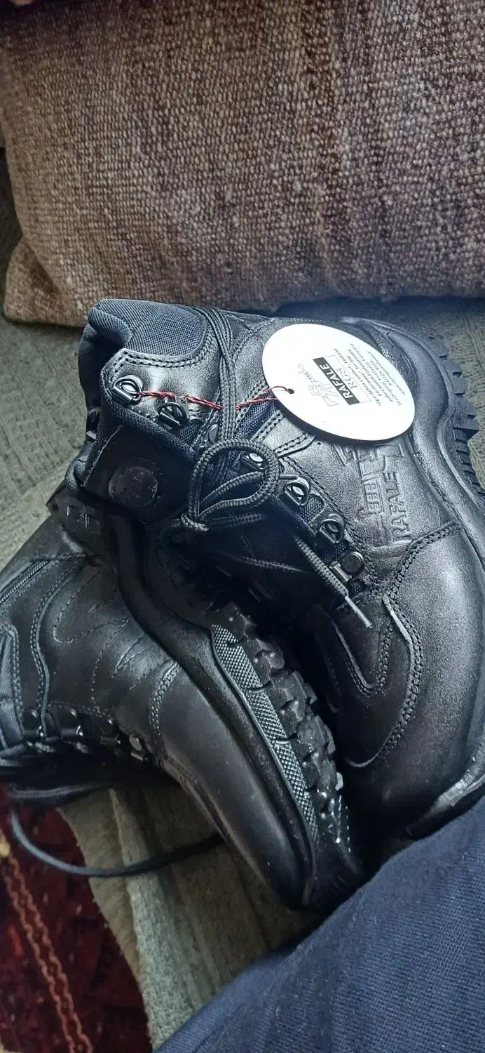 پوتین  ولادیمیر|کیف، کفش، کمربند|دماوند, گیلاوند|دیوار