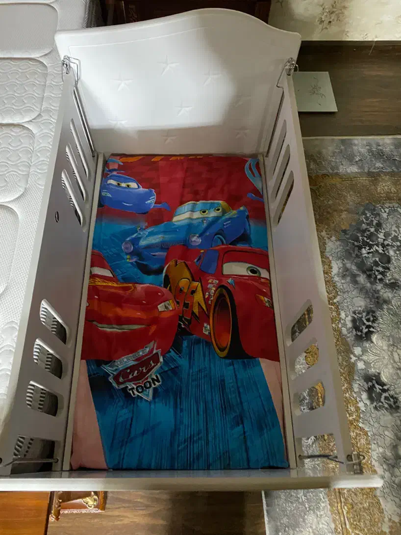 تخت گهواره ای|تخت و صندلی بچه|تهران, تهرانپارس غربی|دیوار