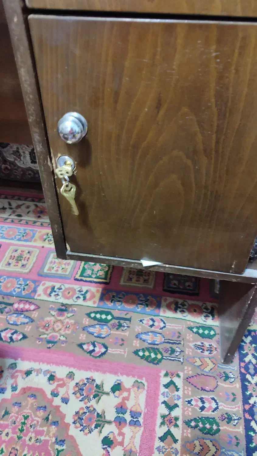 میز چوبی|میز تحریر و کامپیوتر|کرمان, |دیوار