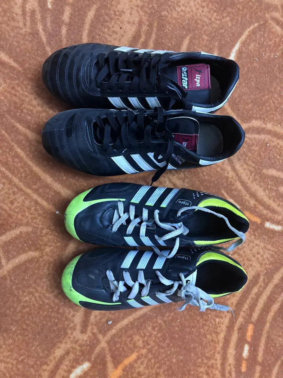 کتونی فوتبال|کیف، کفش، کمربند|مهاجران, |دیوار