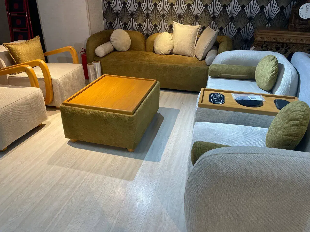 خرید اقساط تا ۳۸ ماه با چک یا سفته|مبلمان خانگی و میز عسلی|فردیس, فردیس|دیوار