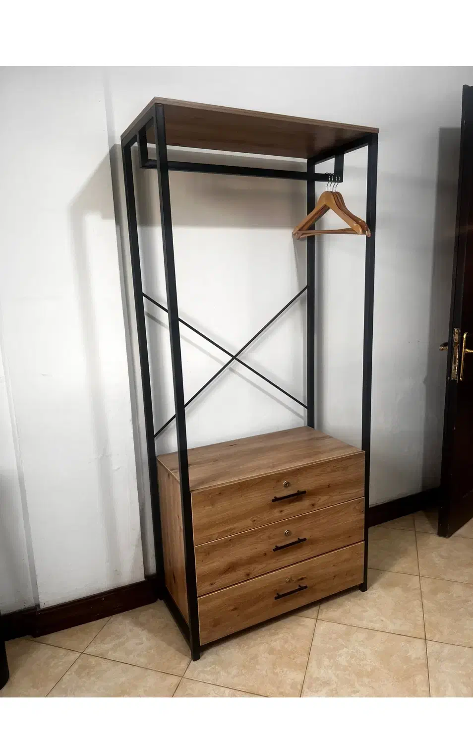 تخت پاکسازی و رگال کاملا نو|آرایشگاه و سالنهای زیبایی|رشت, خمیران زاهدان|دیوار