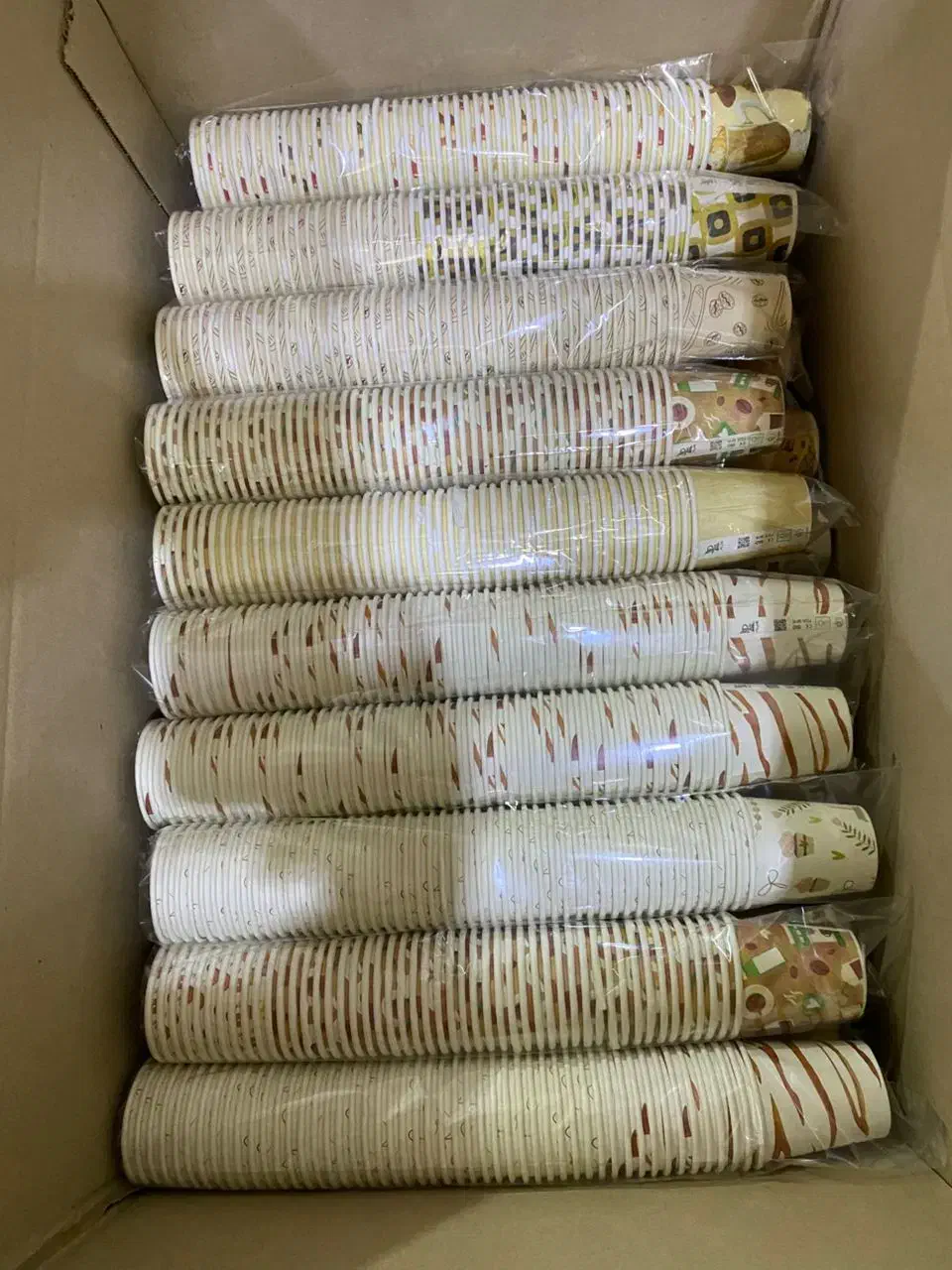 لیوان کاغذی|ظروف نگهدارنده، پلاستیکی، یک‌بارمصرف|اهواز, فاز ۲ پادادشهر|دیوار