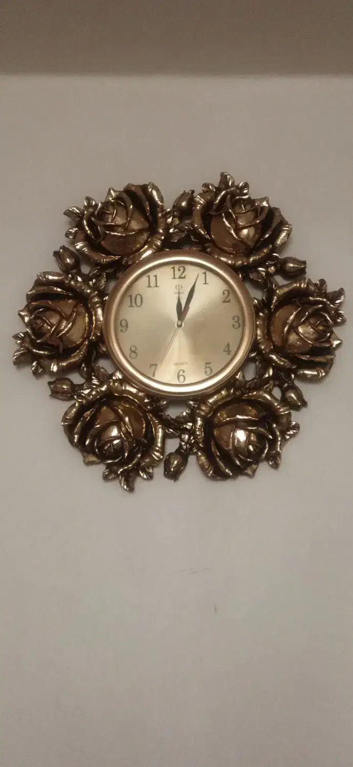 ساعت دیواری|ساعت دیواری و تزئینی|میانه, |دیوار