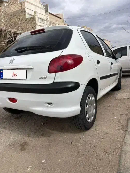 ۲۰۶ مدل ۹۸|خودرو سواری و وانت|تفت, |دیوار