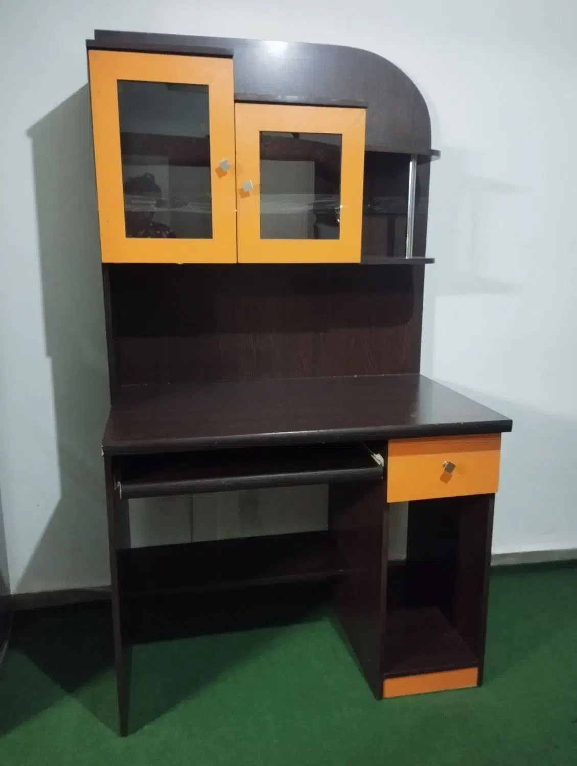 میز تحریر|میز تحریر و کامپیوتر|اسلام‌شهر, شهرک واوان|دیوار