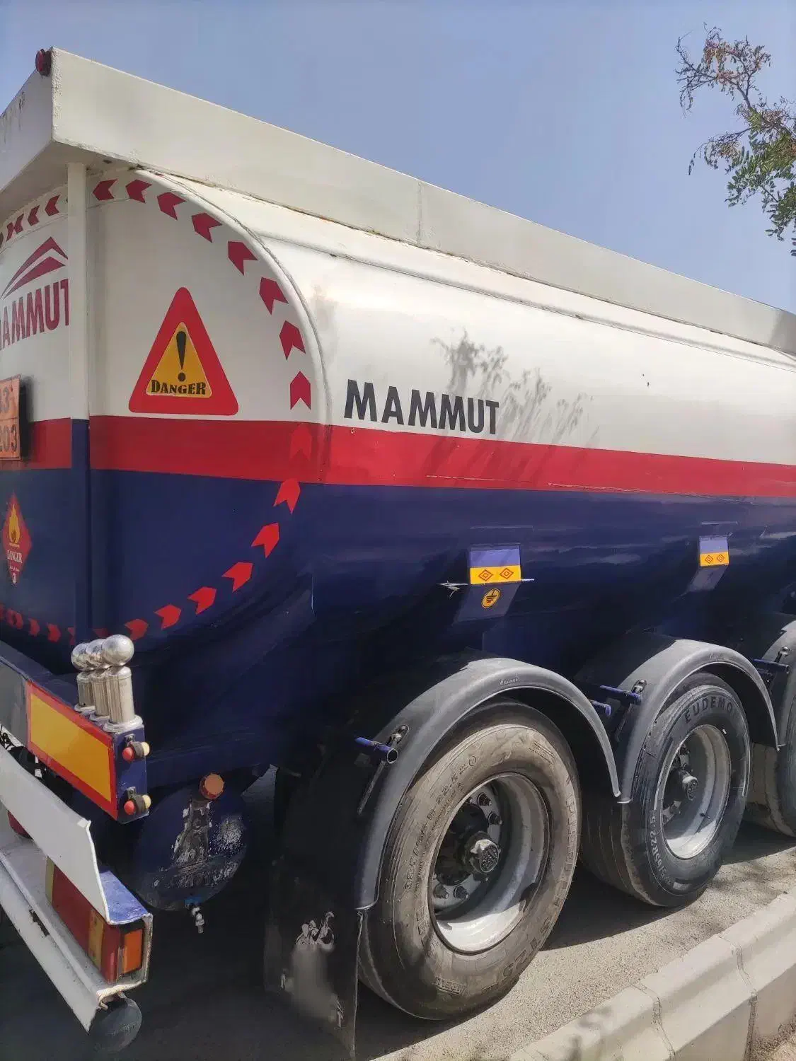 تانکر شاسی لس ماموت مدل ۸۵|خودرو سنگین|بیرجند, |دیوار