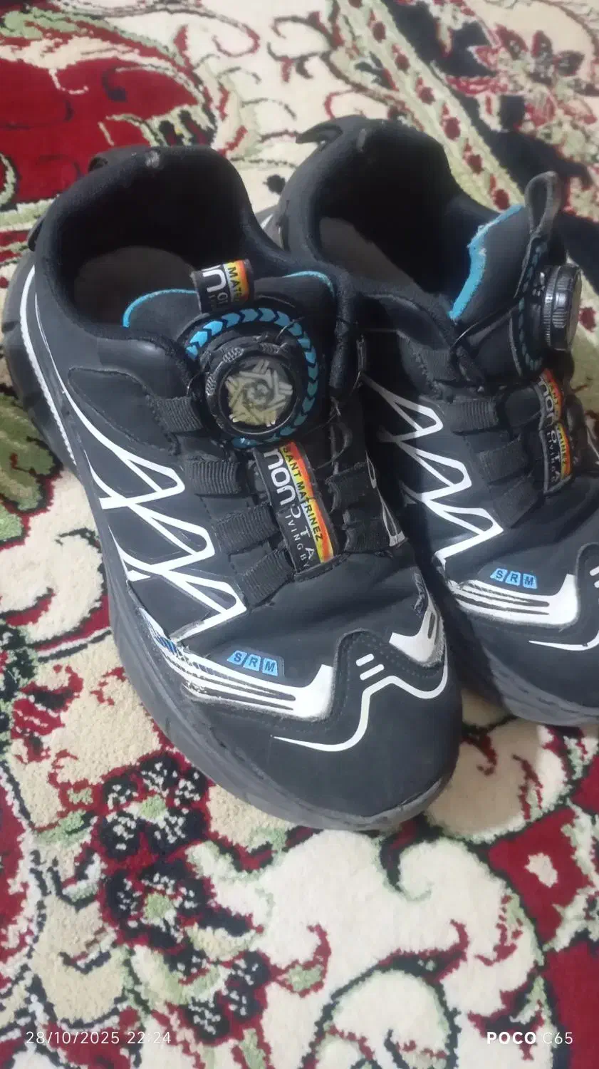 سه جفت کفش|کیف، کفش، کمربند|ملایر, |دیوار