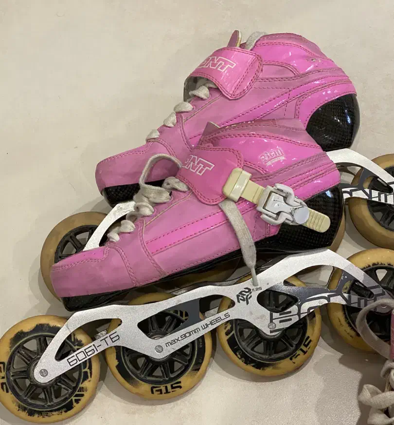 دو جفت اسکیت مارک بونت حرفه ای رنگ صورتی|دوچرخه، اسکیت، اسکوتر|دزفول, |دیوار