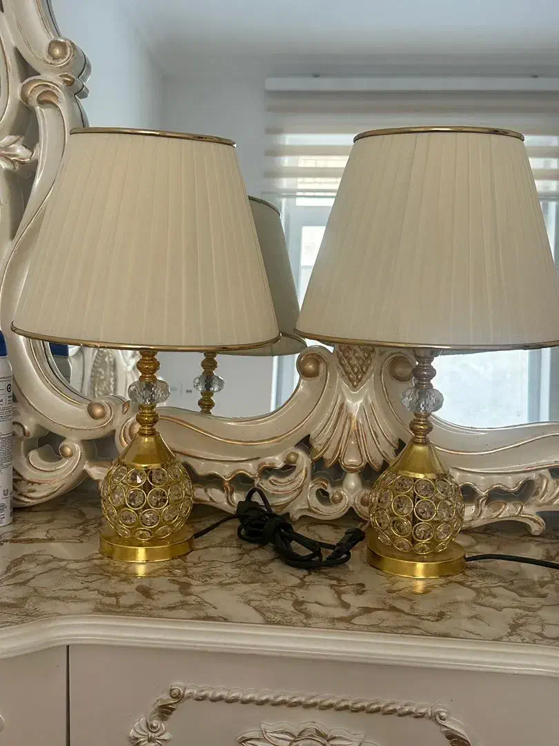 ۲عدد آباژور|چراغ خواب و آباژور|نقده, |دیوار