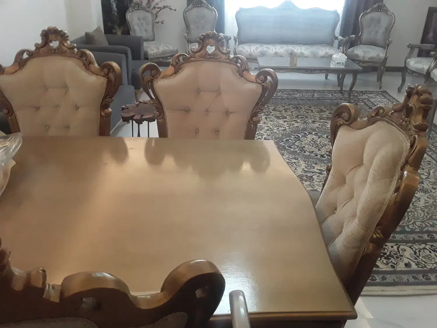 نهار خوری هشت نفره در حد نو|میز و صندلی غذاخوری|بوئین زهرا, |دیوار