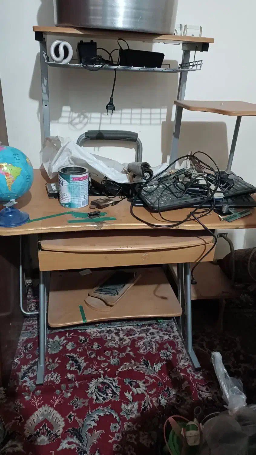 میز کامپیوتر مخصوص کافی نت وخانه|میز تحریر و کامپیوتر|شوشتر, |دیوار