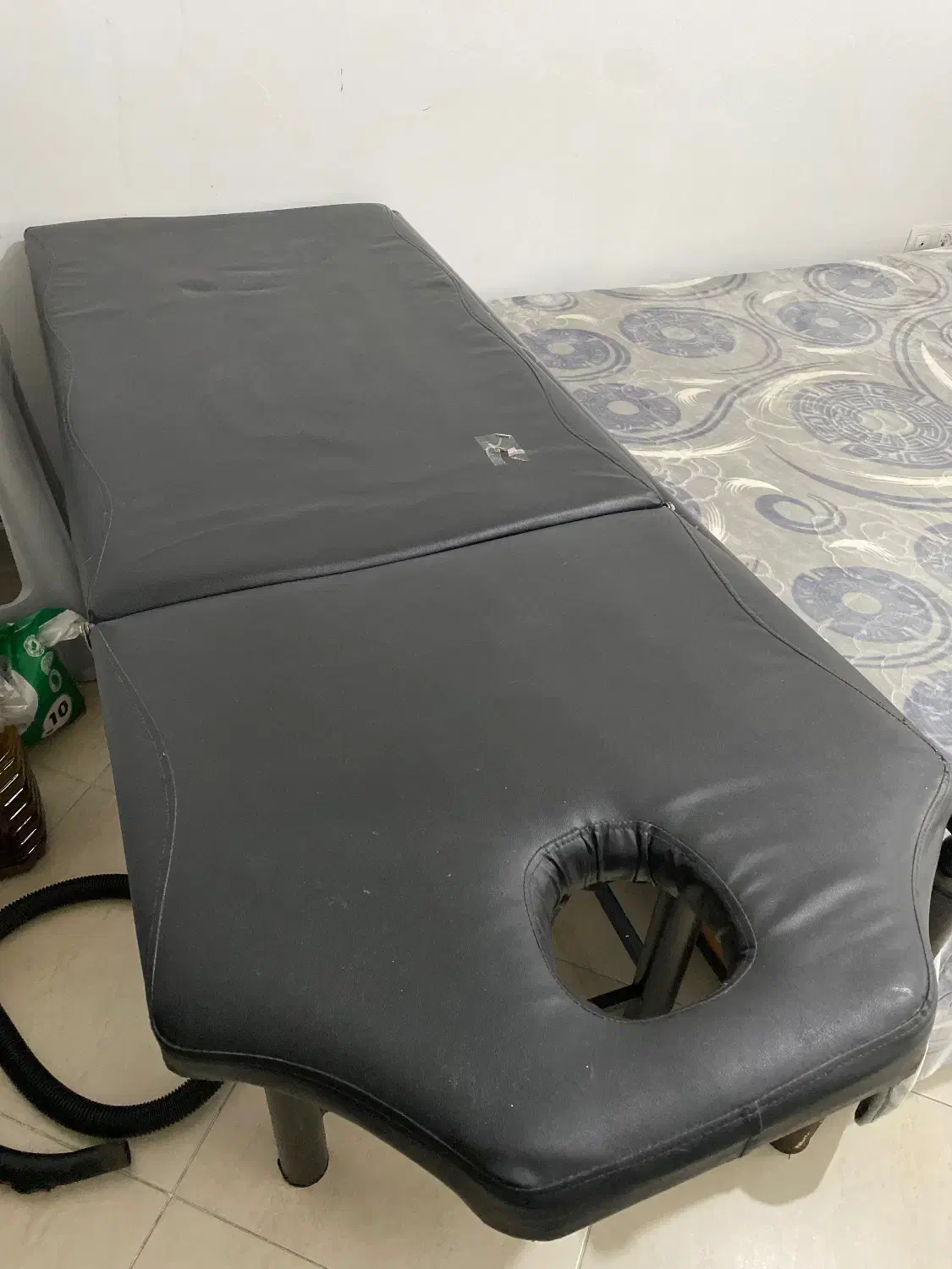 تخت ماساژ|آرایشگاه و سالن‌های زیبایی|محمودآباد, |دیوار