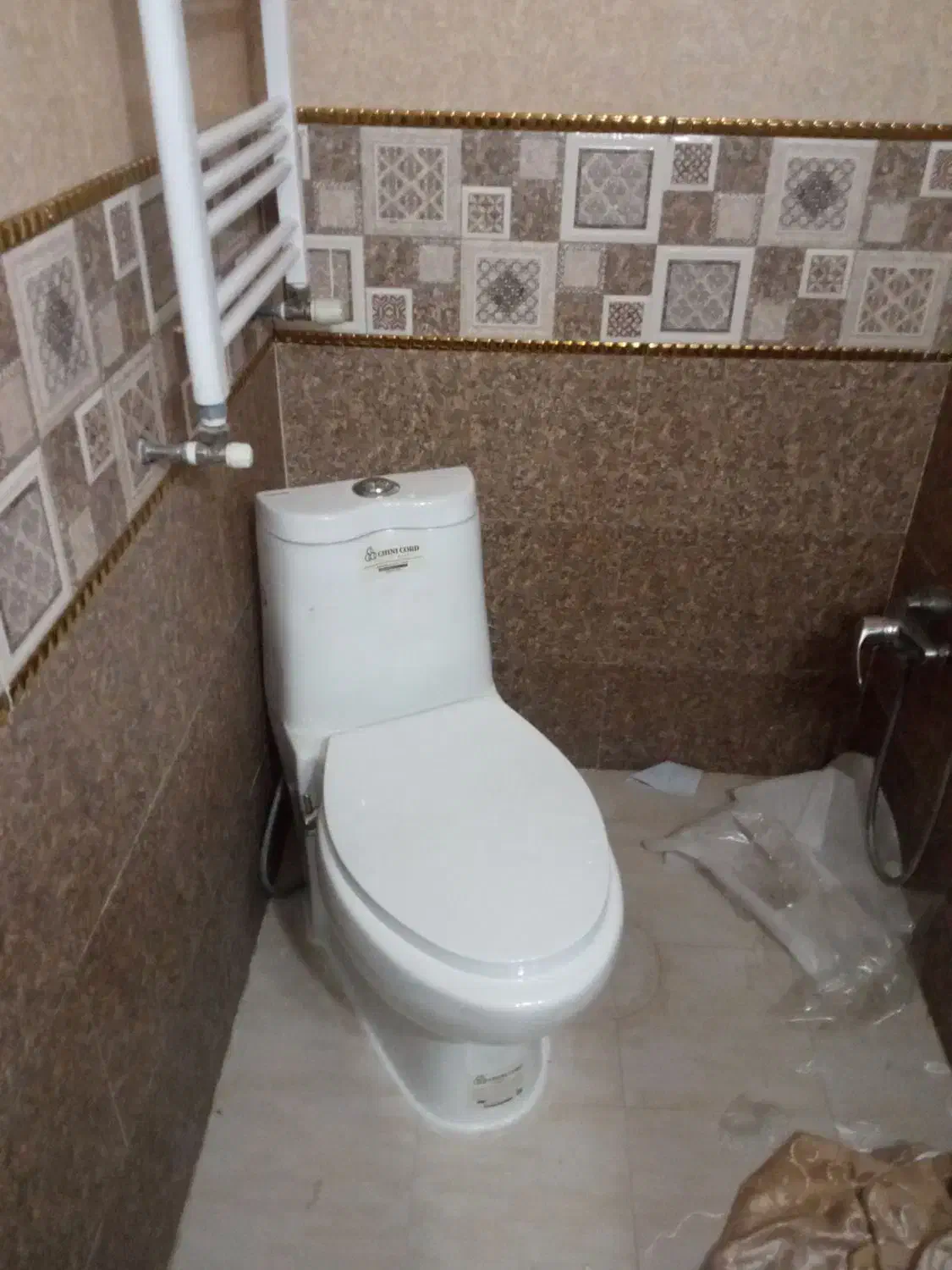 تعمیر پمپ آب نصب تانکر پکیج لوله کش شیرالات اندیشه|خدمات پیشه و مهارت|اندیشه, اندیشه فاز ۱|دیوار