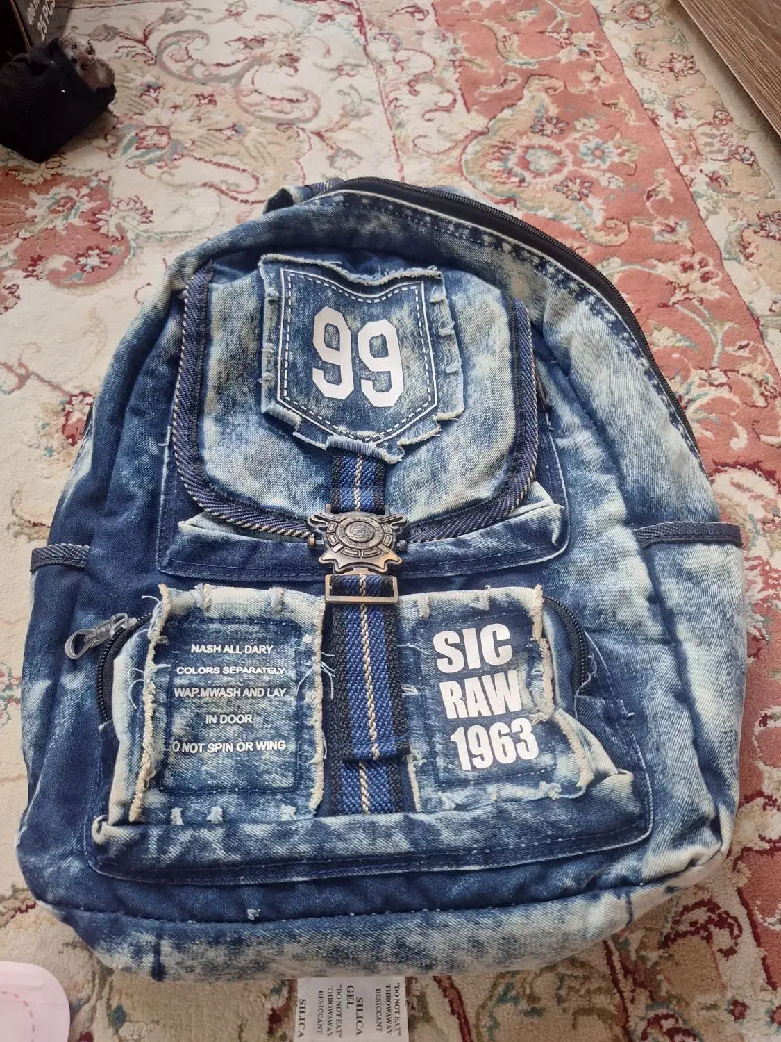 کیف مدرسه و جامدادی|کیف، کفش، کمربند|ارومیه, |دیوار