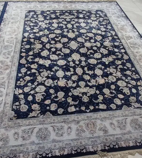 فرش ۱۲ متری|فرش|قم, قلعه کامکار|دیوار